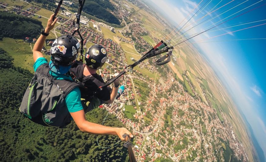 Luxury vs. Thrifty Travel: Finding the Perfect Balance for Your Outdoor Adventures